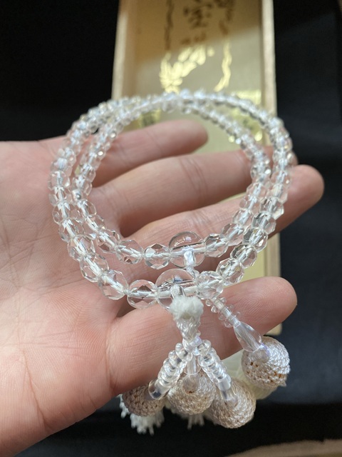 古玩玉器兩串“正絹房”回流中古高檔天然水晶手持拍賣，當前價格1200元