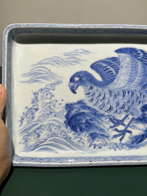 古玩陶瓷大展宏圖青花托盤真品鑒賞圖