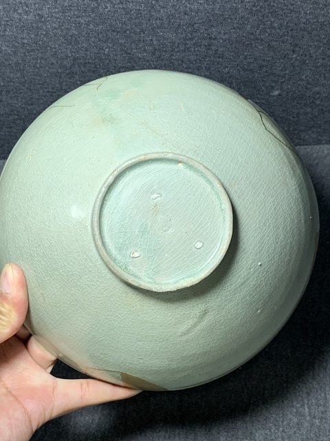 古玩陶瓷高麗青瓷刻花碗真品鑒賞圖