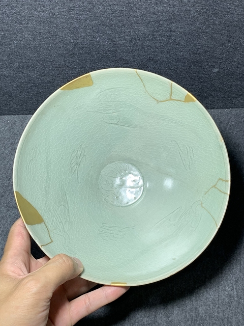 古玩陶瓷高麗青瓷刻花碗真品鑒賞圖