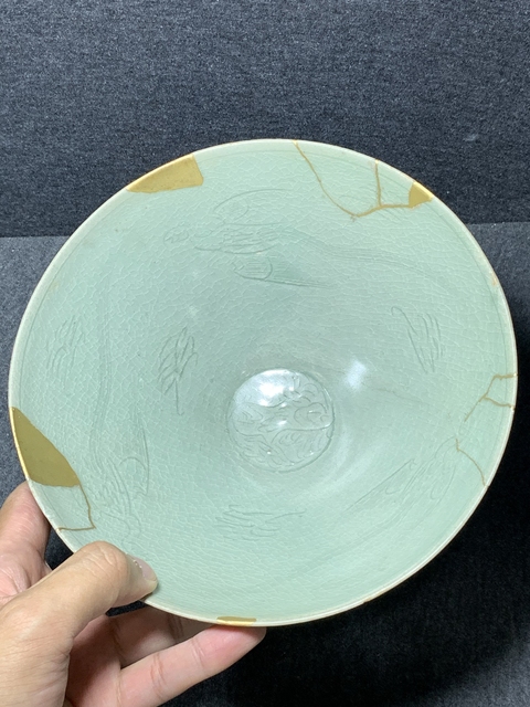 古玩陶瓷高麗青瓷刻花碗真品鑒賞圖