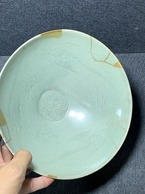 古玩陶瓷高麗青瓷刻花碗真品鑒賞圖