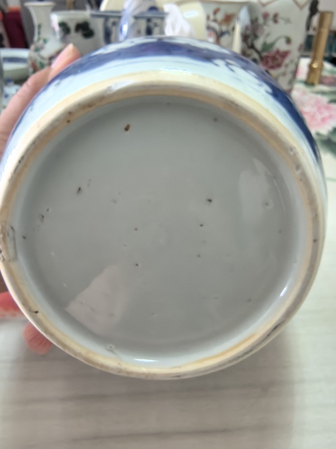 古玩陶瓷青花冰梅圖罐真品鑒賞圖