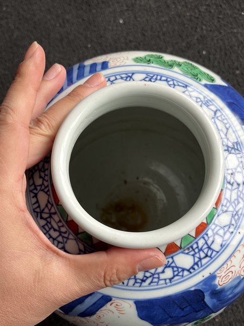 古玩陶瓷清晚期 青花人物紋蓋罐真品鑒賞圖