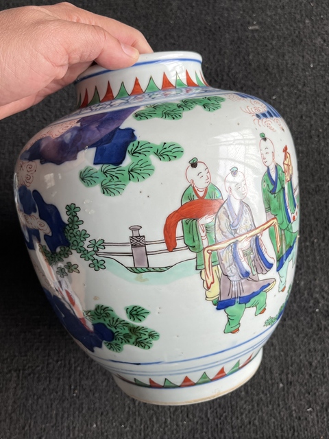 古玩陶瓷清晚期 青花人物紋蓋罐真品鑒賞圖