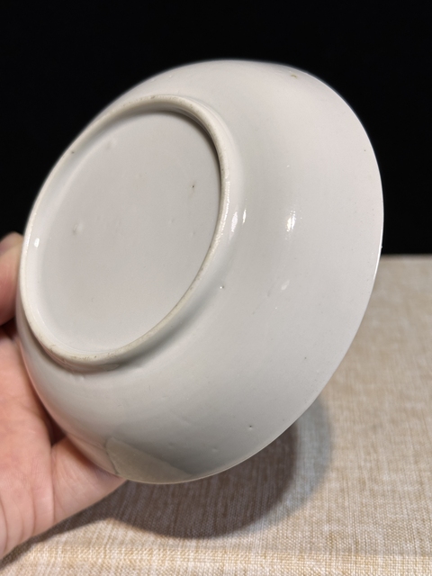 古玩陶瓷青花礬紅描金盤真品鑒賞圖