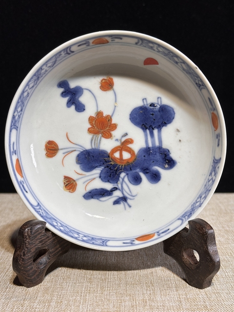 古玩陶瓷青花礬紅描金盤真品鑒賞圖