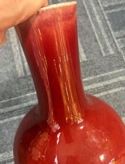 古玩陶瓷清晚期 郎窯紅釉天球瓶真品鑒賞圖