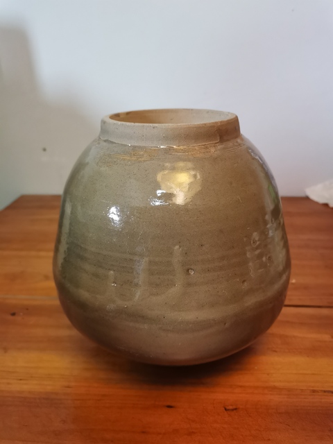 古玩陶瓷元明時期龍泉青瓷罐拍賣，當前價格390元