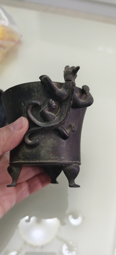 古玩銅器爐子真品鑒賞圖