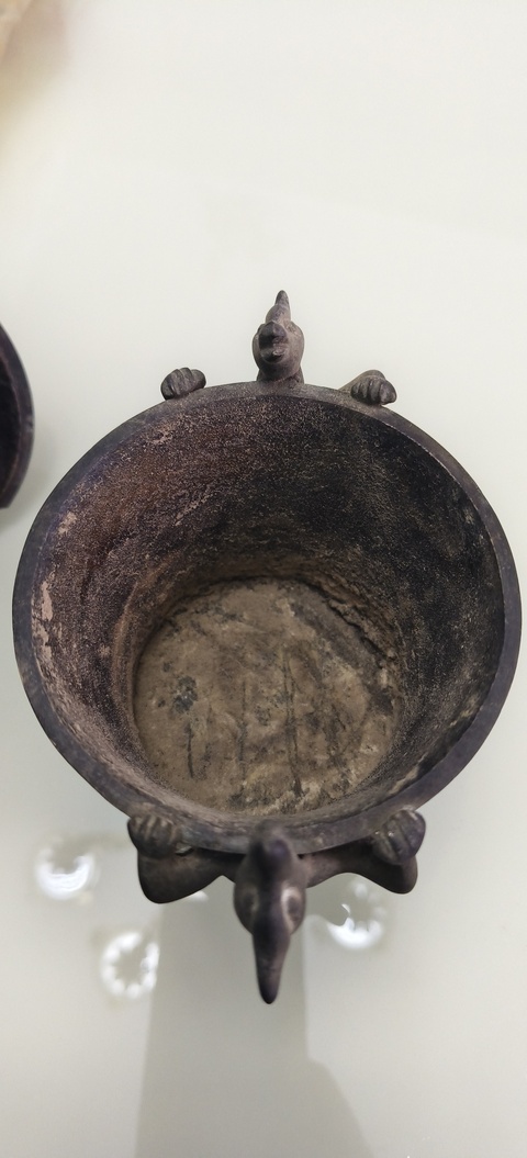 古玩銅器爐子真品鑒賞圖