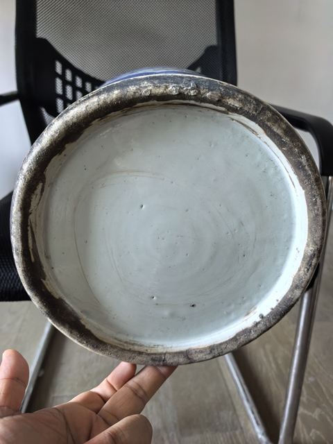 古玩陶瓷豆青釉青花山水人物撣瓶真品鑒賞圖