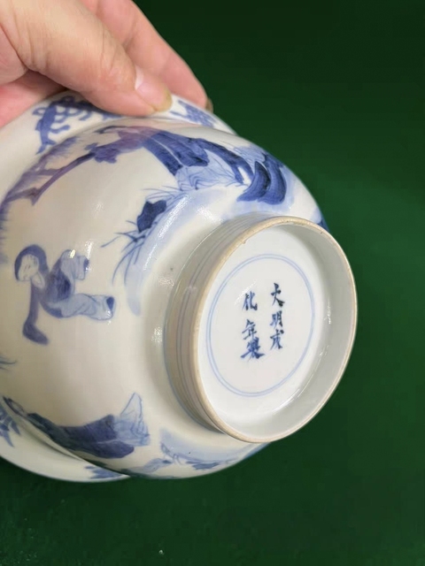 古玩陶瓷青花教子圖折沿碗，注意品相真品鑒賞圖