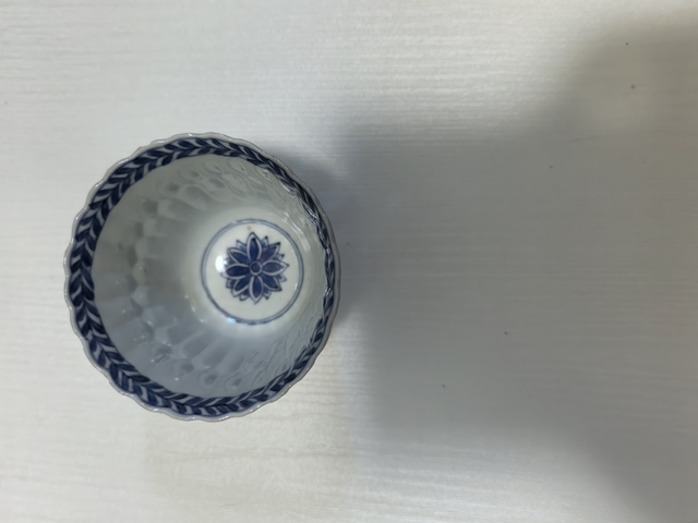 古玩陶瓷青花花卉紋杯真品鑒賞圖