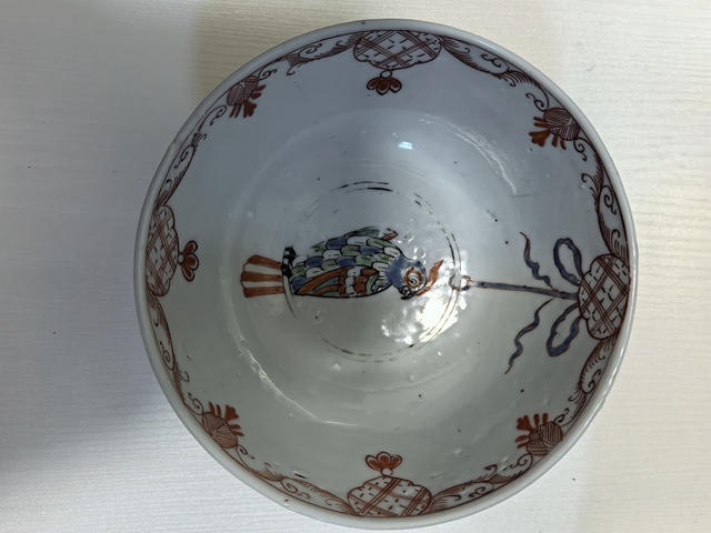 古玩陶瓷青花礬紅童子斗雞茶碗真品鑒賞圖