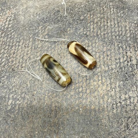 古玩陶瓷創匯·瑪瑙天珠·一對拍賣，當前價格89元