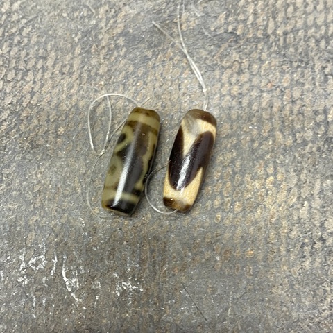 古玩陶瓷創匯·瑪瑙天珠·一對拍賣，當前價格89元