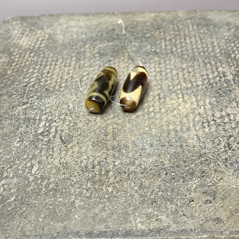 古玩陶瓷創匯·瑪瑙天珠·一對拍賣，當前價格89元