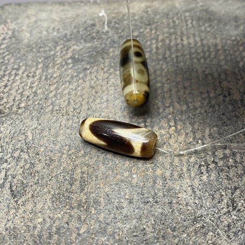 古玩陶瓷創匯·瑪瑙天珠·一對拍賣，當前價格89元