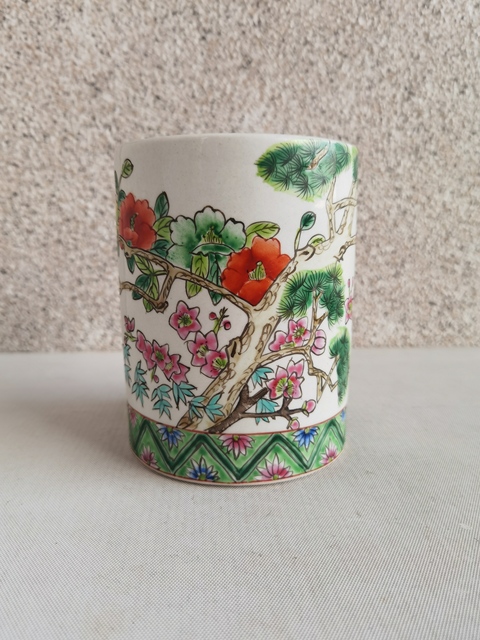 古玩陶瓷花卉紋筆筒拍賣，當前價格450元