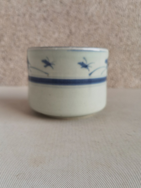 古玩陶瓷青花圈足筒式香爐真品鑒賞圖