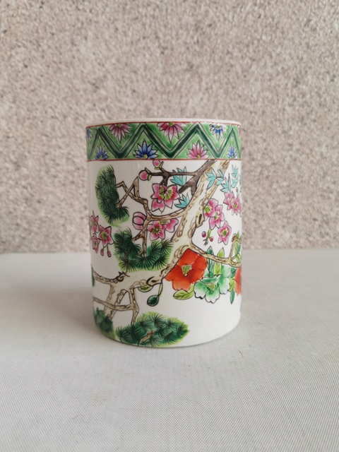古玩陶瓷花卉紋筆筒拍賣，當前價格450元