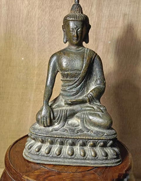 古玩銅器銅釋迦摩尼真品鑒賞圖