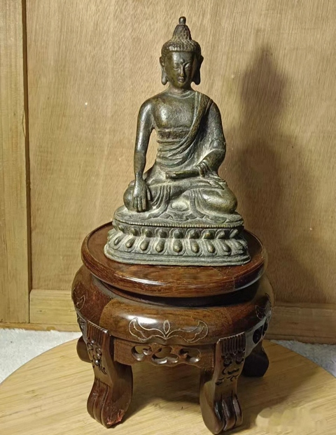 古玩銅器銅釋迦摩尼真品鑒賞圖