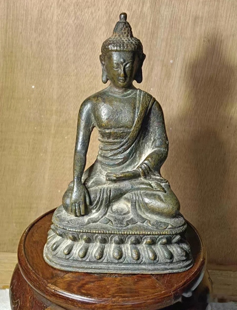 古玩銅器銅釋迦摩尼真品鑒賞圖