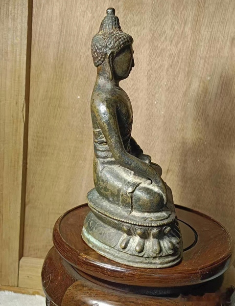 古玩銅器銅釋迦摩尼真品鑒賞圖