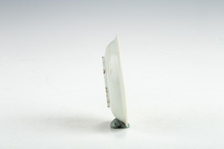 古玩陶瓷明晚·青花瑞兔紋碟真品鑒賞圖