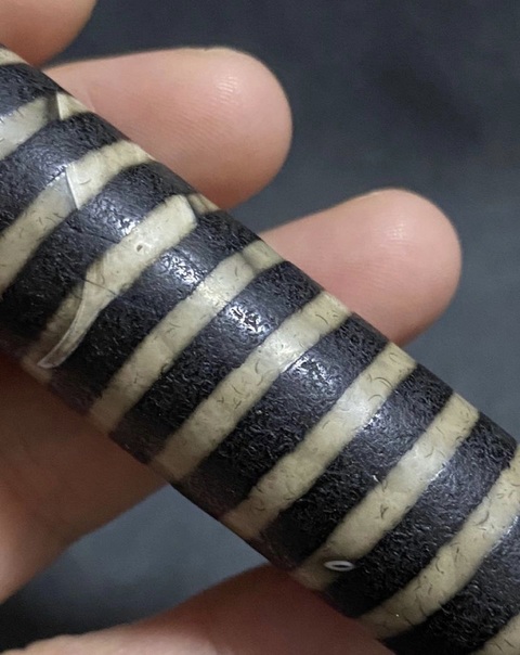 古玩玉器現代工藝鑲蝕線珠真品鑒賞圖