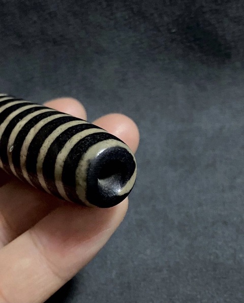 古玩玉器現代工藝鑲蝕線珠真品鑒賞圖