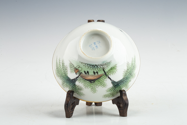 古玩陶瓷民國·粉彩竹隱清風(fēng)紋碗真品鑒賞圖