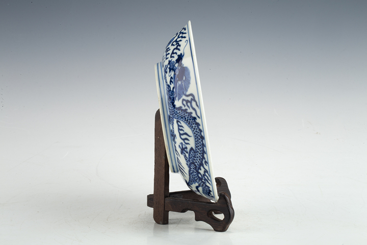 古玩陶瓷清光緒·青花云龍紋盤（官）真品鑒賞圖