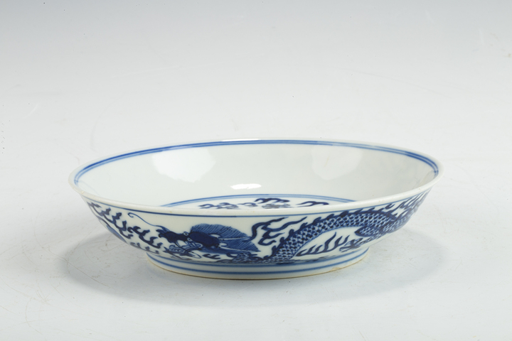 古玩陶瓷清光緒·青花云龍紋盤（官）真品鑒賞圖