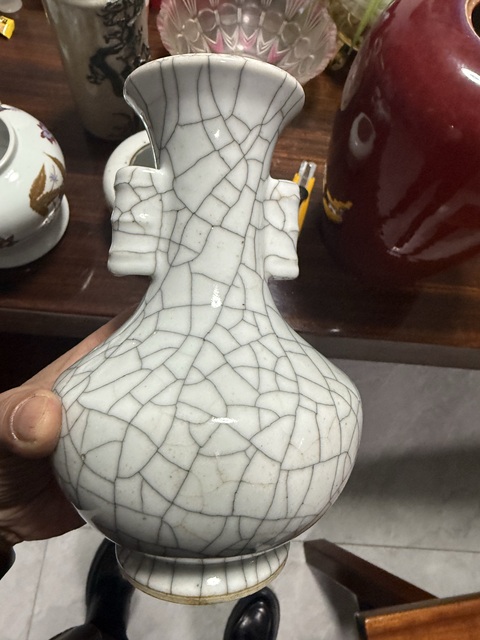 古玩陶瓷哥釉雙耳瓶真品鑒賞圖