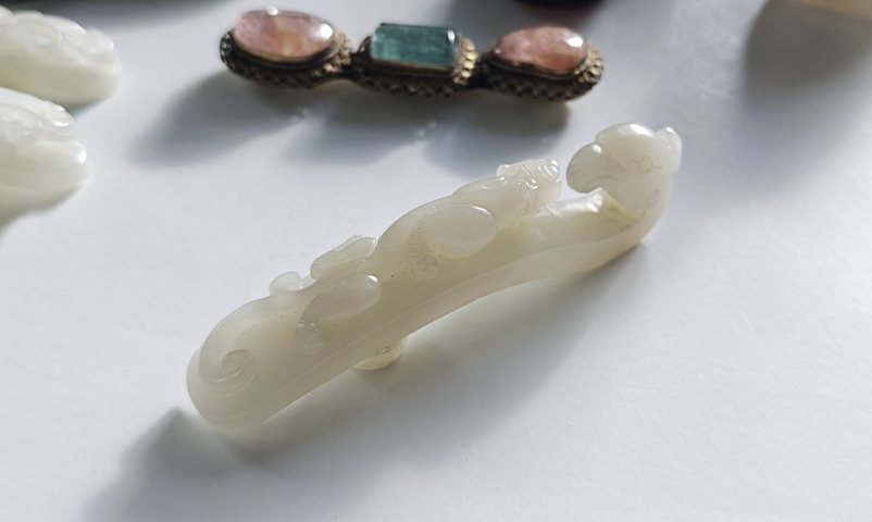 古玩玉器龍鳳呈祥玉帶鉤真品鑒賞圖