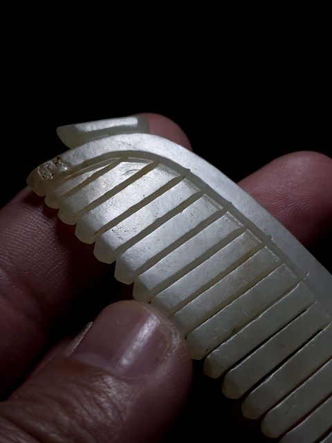 古玩玉器和田玉梳真品鑒賞圖