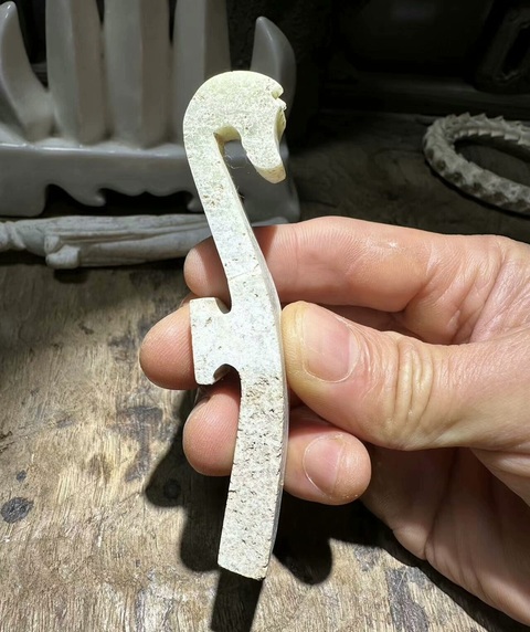 古玩玉器玉龍型帶鉤真品鑒賞圖