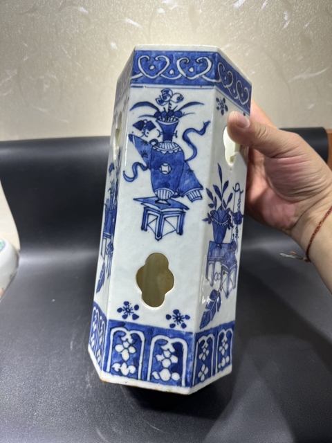 古玩陶瓷青花博古圖六方帽筒真品鑒賞圖