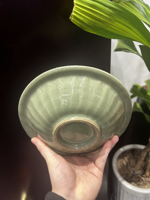 古玩陶瓷龍泉青瓷刻仰蓮紋雙魚盤真品鑒賞圖