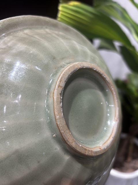 古玩陶瓷龍泉青瓷刻仰蓮紋雙魚盤真品鑒賞圖