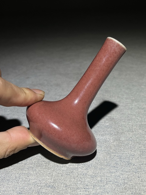 古玩陶瓷豇豆紅釉荸薺瓶真品鑒賞圖