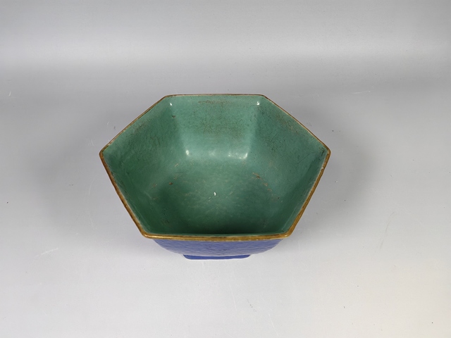 古玩陶瓷咸豐松石綠爐均釉六方供盤真品鑒賞圖