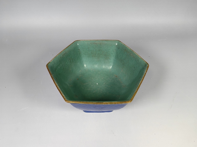 古玩陶瓷咸豐松石綠爐均釉六方供盤真品鑒賞圖