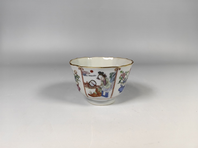 古玩陶瓷咸豐粉彩四美仕女花卉紋茶園真品鑒賞圖