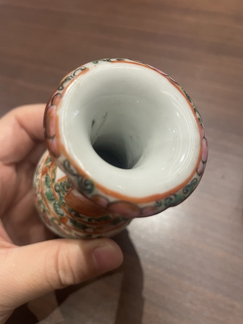 古玩陶瓷廣彩人物花口瓶拍賣，當(dāng)前價(jià)格1200元