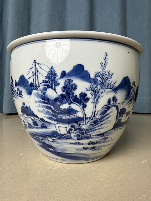 古玩陶瓷清康熙 青花山水人物紋案缸真品鑒賞圖