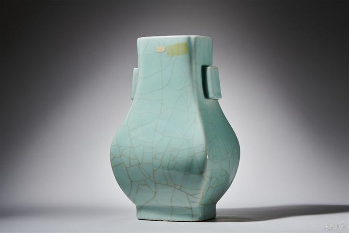 古玩陶瓷清光緒 御制仿官釉杏圓貫耳瓶真品鑒賞圖